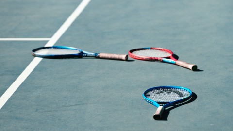 Tennisster Raducanu genomineerd als Britse sportpersoonlijkheid