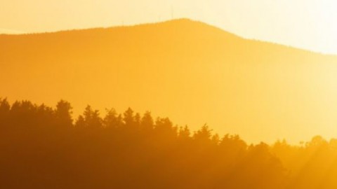 Aantal dagen warmer dan 50 graden over de hele wereld per jaar werd bijna verdubbeld.