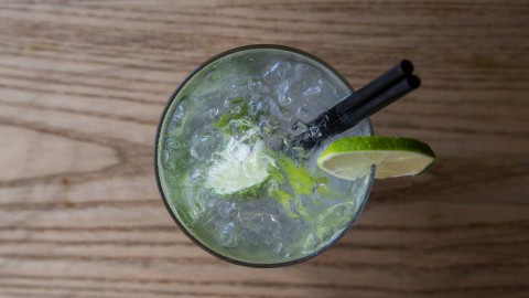 Zelf een lekkere zomerse cocktail maken? 