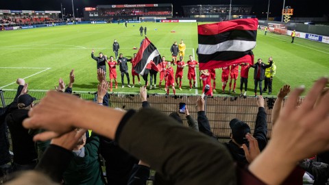 Keuken Kampioen verlengt contract met eerste divisie 