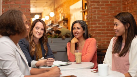 Vrouw op eigen benen organiseert Netwerkborrel VOEB!